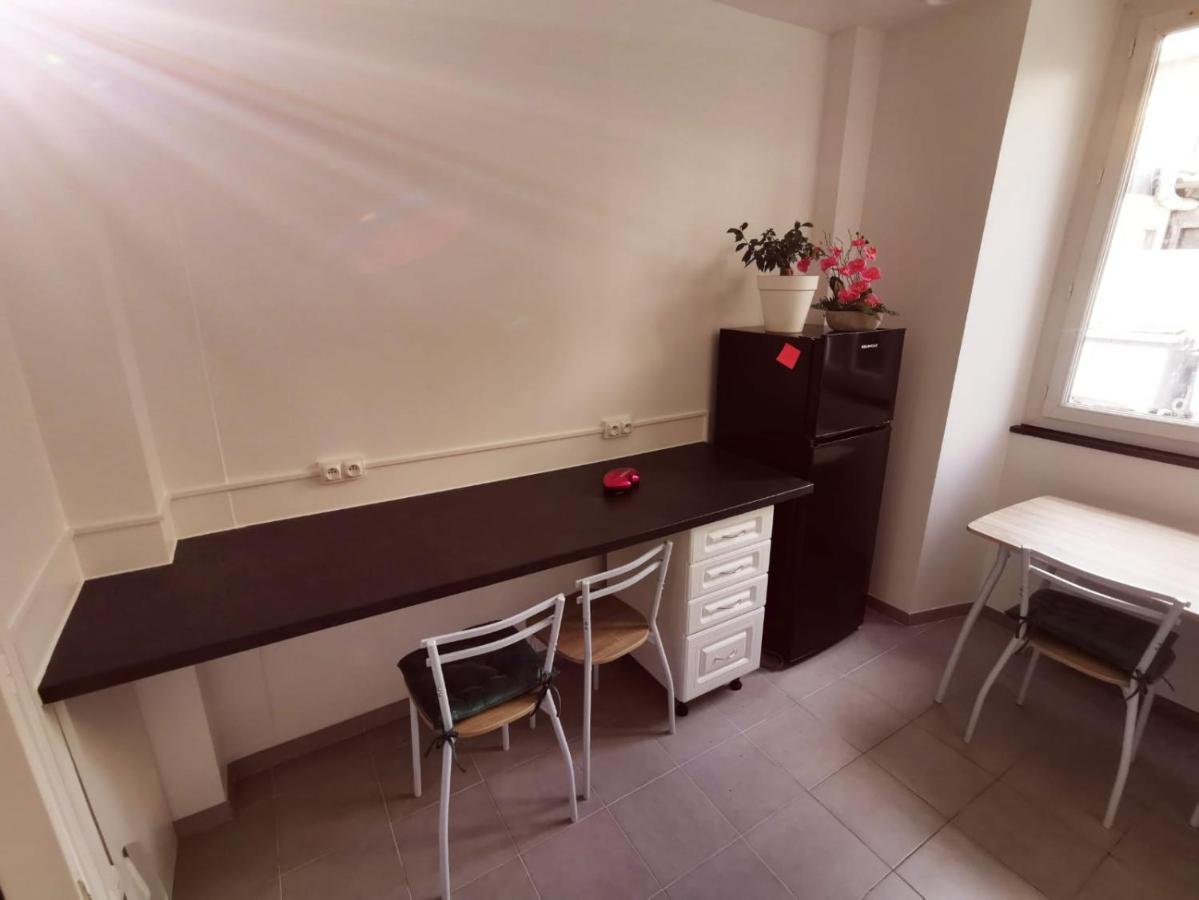 Bel Appartement Prés de la gare RER C -REFAIT A NEUF -spacieux 4 pièces Étampes Exterior foto