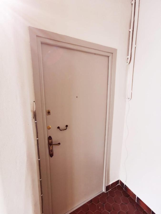 Bel Appartement Prés de la gare RER C -REFAIT A NEUF -spacieux 4 pièces Étampes Exterior foto